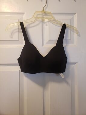lululemon athletica Black Seamless Wireless Bra
